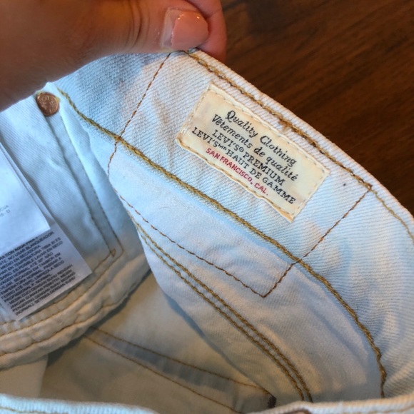 SOLD🔴Jean shorts - Picture 6 of 7